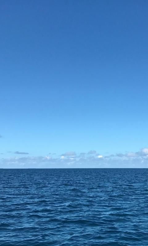 汇威V8蓝色大海内置壁纸背景图