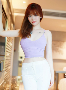 秀人网美女模特Arude薇薇紫色上衣搭配白色简约长裤写真