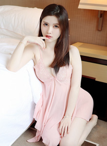 模范学院新人模特吴雪瑶粉色睡衣情趣服饰曼妙性感写真