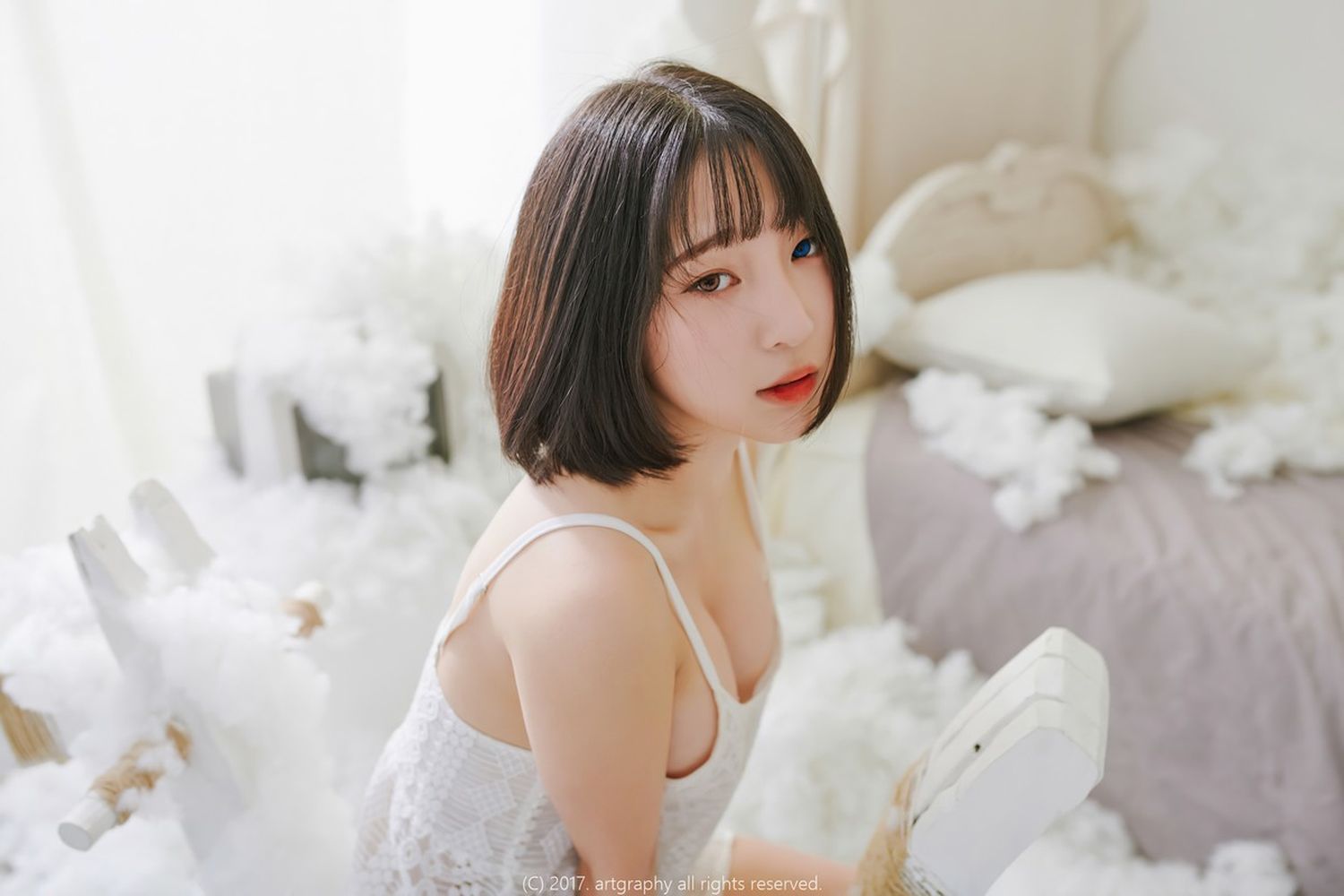 Artgravia美女模特姜仁卿白色缕空吊裙秀完美身材私房写真