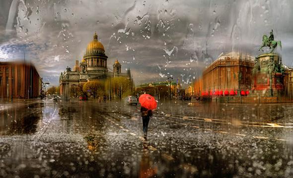 浪漫的城市雨景