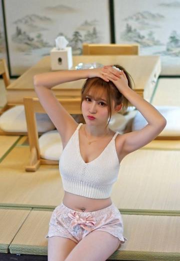 推女神靓丽美女陈雨涵迷人诱惑私房写真