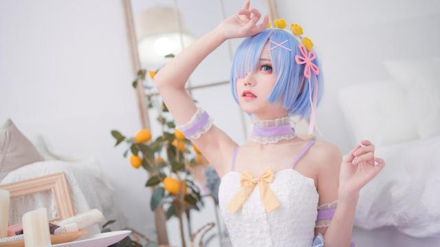 娇媚少女cosplay蕾姆写真