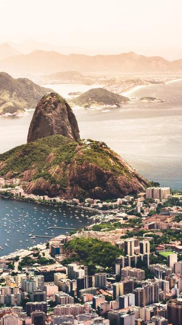 里约热内卢沿海迷人城市风景