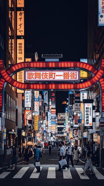 日本霓虹夜晚街景